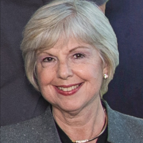 Meet your Posher, Marianne - Picture 2 of 3